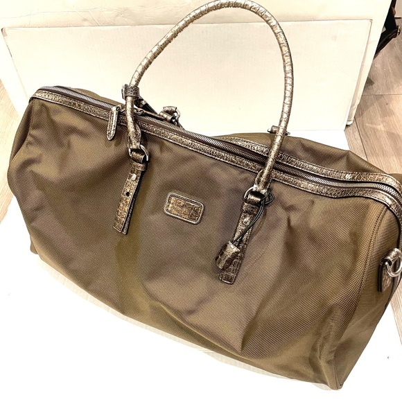 TUMI Carry More Ballistic Nylon and Leather Trim Bag NWT - Picture 5 of 16